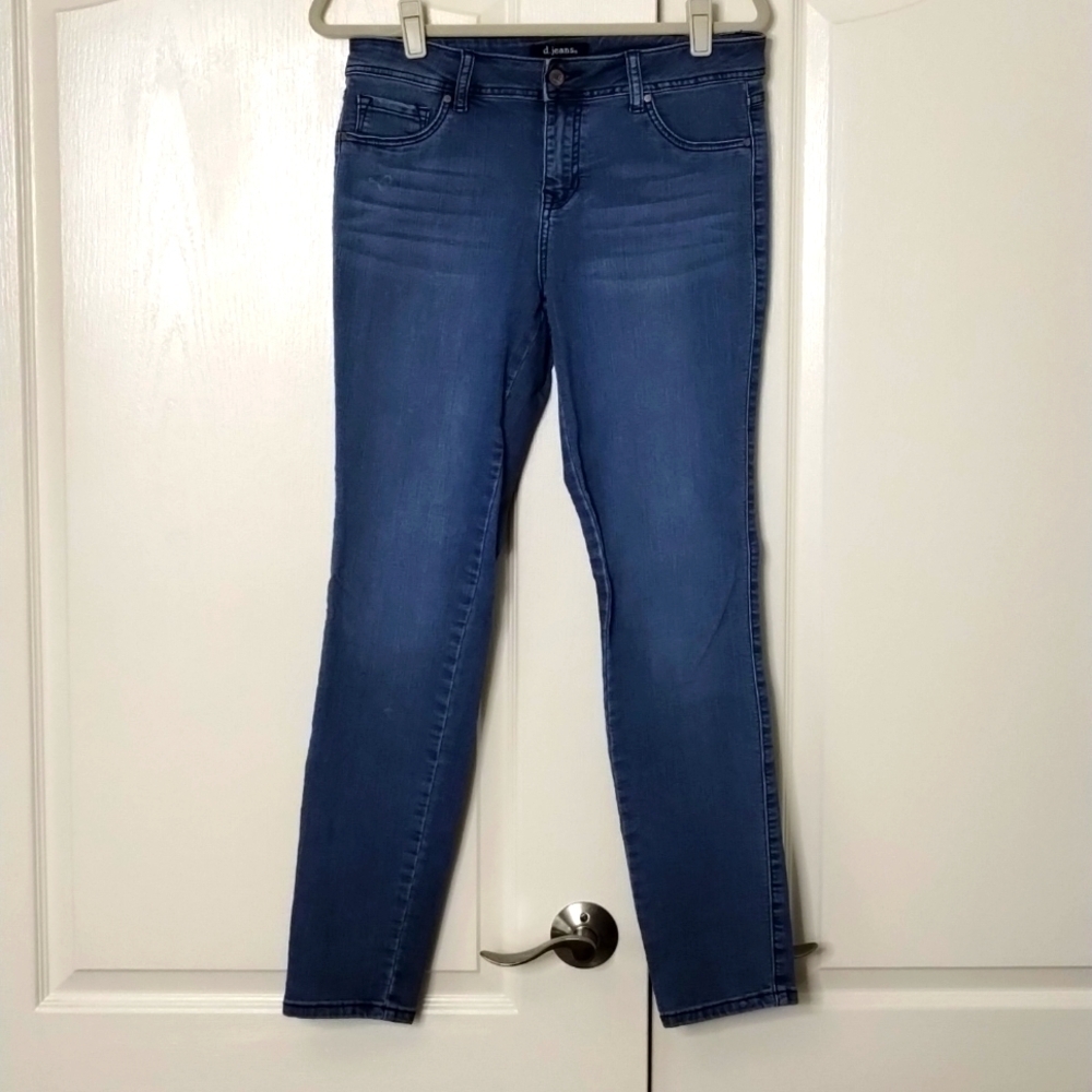 d. jeans women's size 8 lighter wash skinny stretch jeans